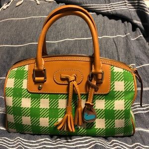 Dooney & Bourke green and white tassel satchel 👜